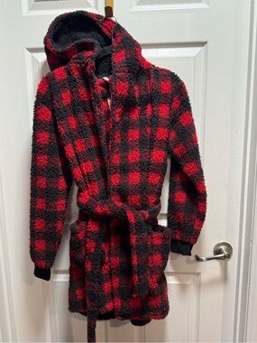 American Eagle Cozy Red & Black Plaid Hooded Robe NWT size M/L